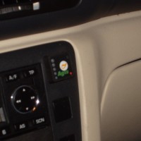 przycisk przełącznika źródła paliwa - auto gaz na benzyna